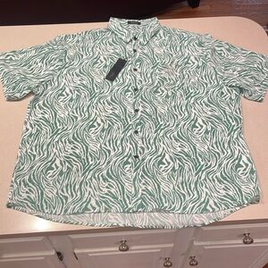 McEdar casual Short XL NWT